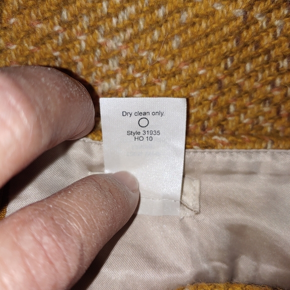 J. Crew Sunnie Pencil Skirt in Mustard Yellow, 100% Wool, Size 4 - Picture 8 of 8